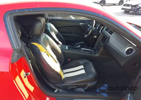 2011 Ford Shelby Gt500 z USA, uszkodzony, nr VIN 1ZVBP8JS8B5127844